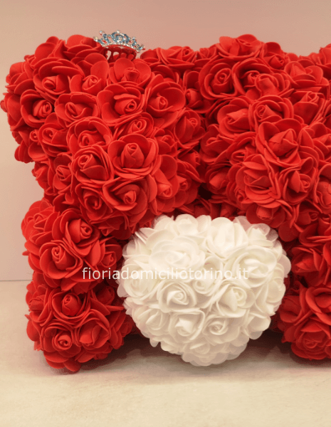 Coppia di orsetti in roselline foam con cuore al centro
